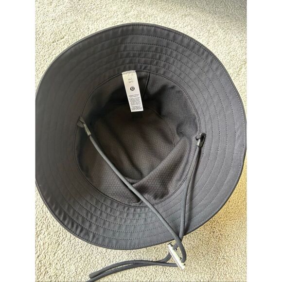 NWOT LULULEMON black nylon bucket hat, $60 - Picture 6 of 9